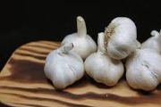 Garlic | Vegetable name in English-Hindi 